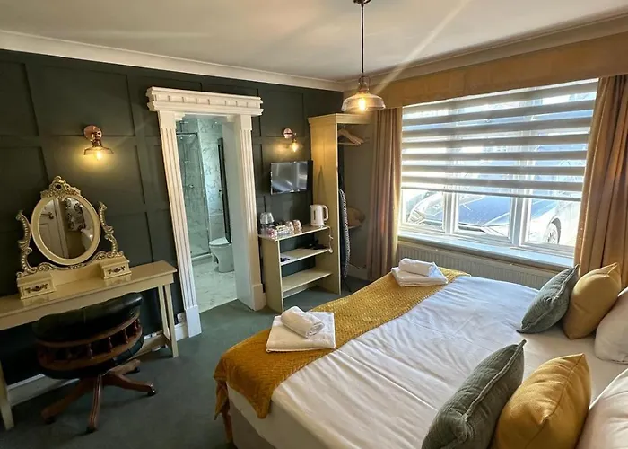 The Cambridge Guest House By Tas